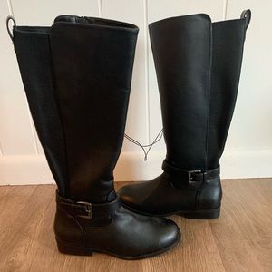 Brand new black boots